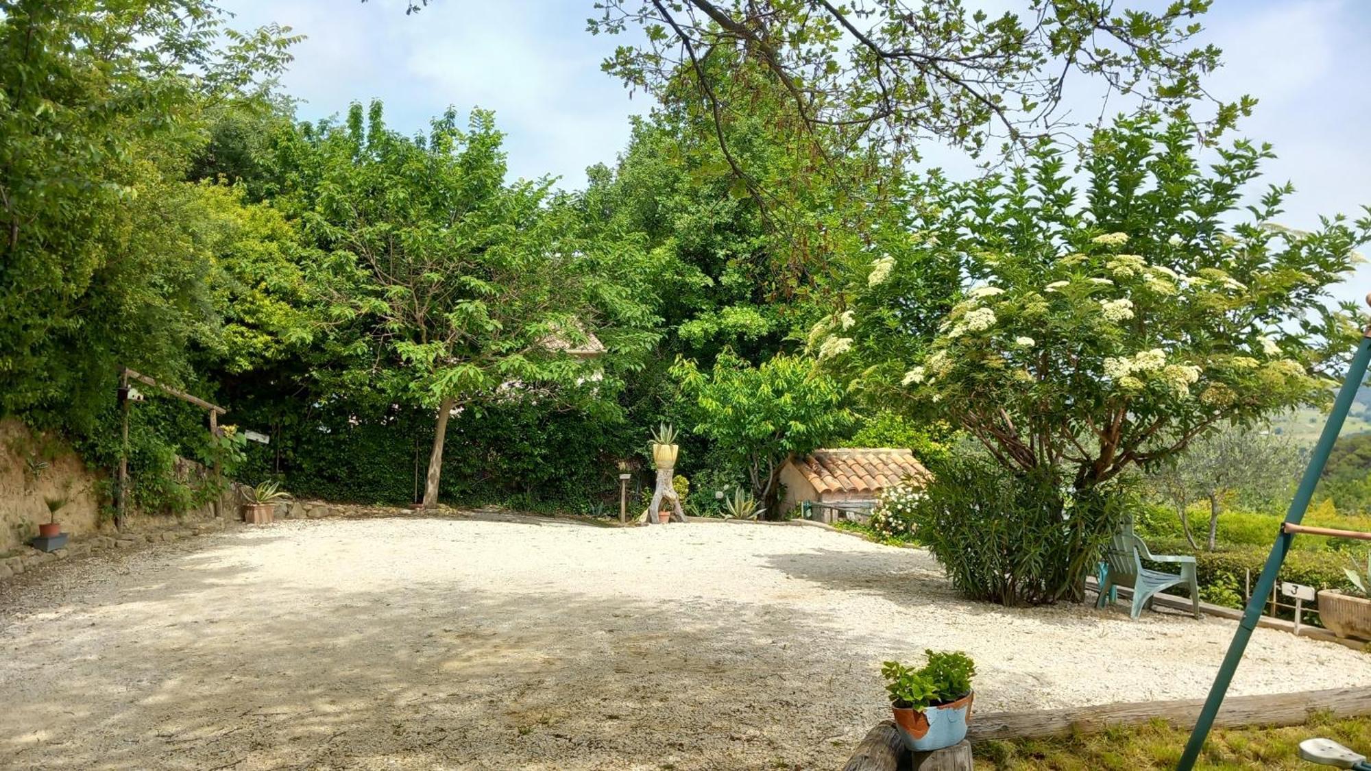 La Sapiniere -Chambres Climatisees Buisson エクステリア 写真